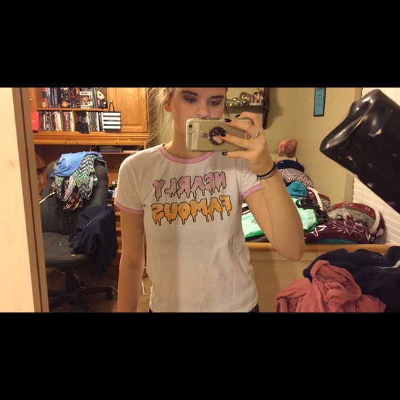 Top - Picture 1 of 1